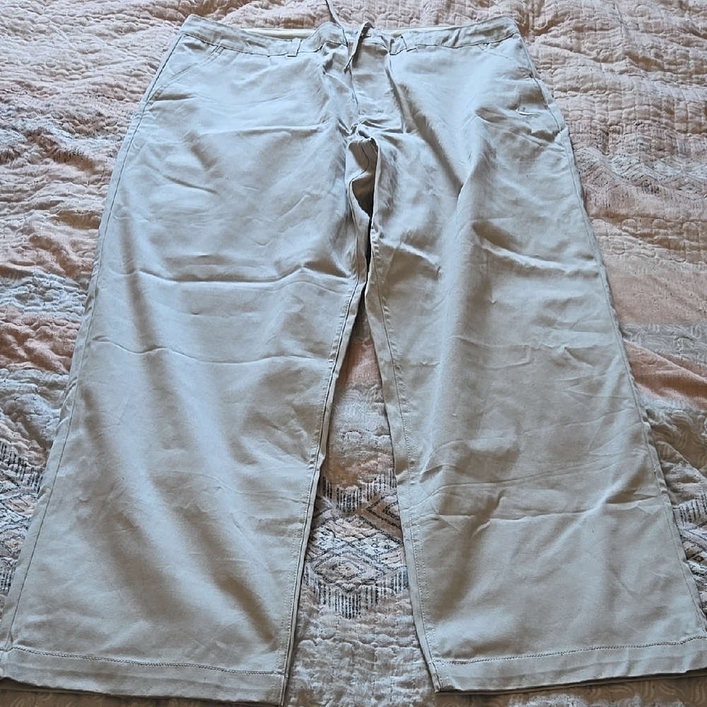 Nikes Men's Size 40